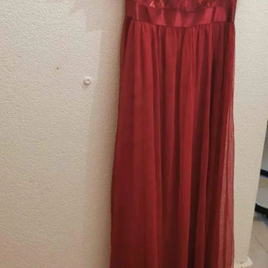 Robe bordeau 