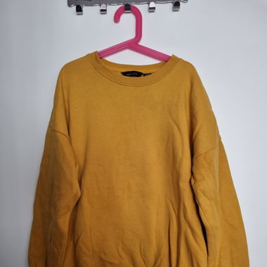 Gelber Hoodie