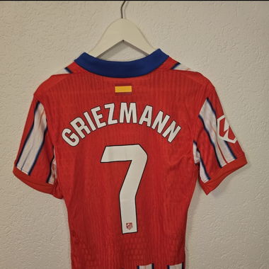 Griezmann trikot Atheltico madrid 24/25