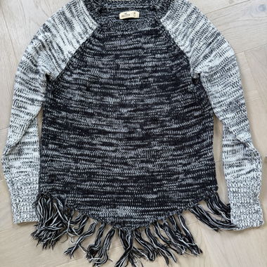 Hollister Knit Sweater M