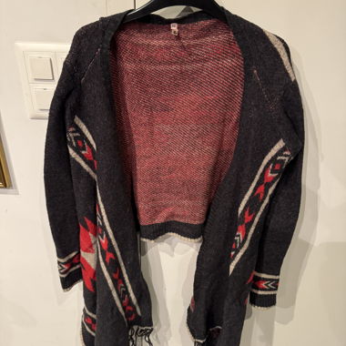 Cardigan à motif ethnique