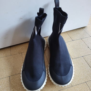 Original Valentino Sneakers