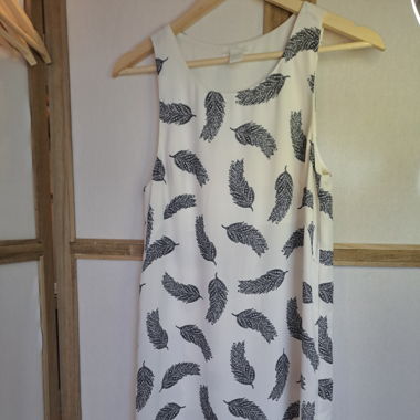 Robe avec plumes 