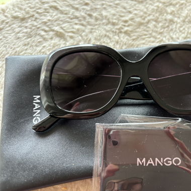 Mango Brille schwarz