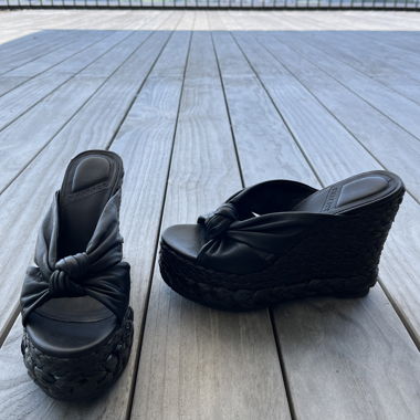 Chic Black Mules Size 36 (What For Brand)