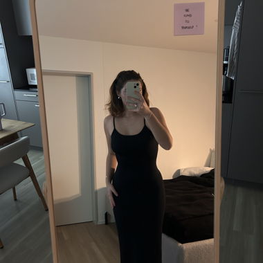 Robe longue noire