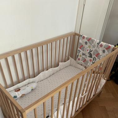 Baby Crib, Mattress and Bumper