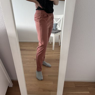 Pantalon en tissu rose