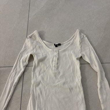 Weisses Shirt