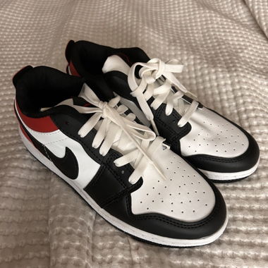Nike Air Jordan Low sneakers black white red
