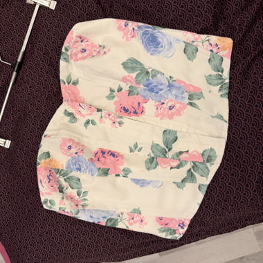 Corset à motifs floraux