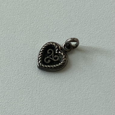 Ciondolo a cuore in argento 925 vintage