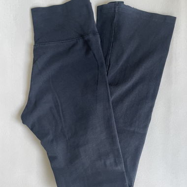 Black bootcut leggings
