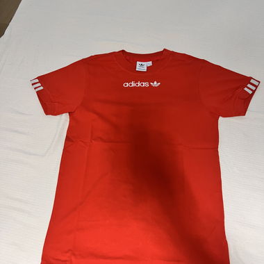 T-shirt Adidas