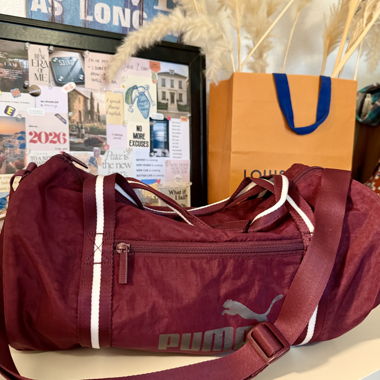 Borsa sportiva Puma bordeaux - look retrò
