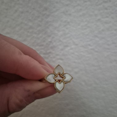 Bague fleur nacre