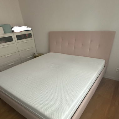 IKEA bed 180 x 200 cm
