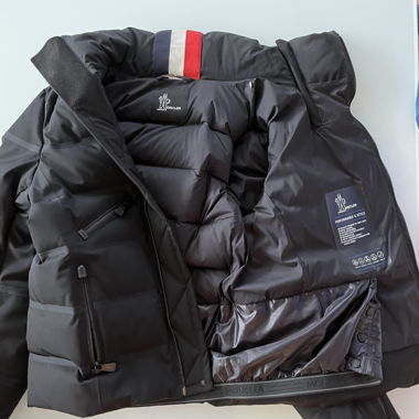 MONCLER GRENOBLE JACKE
