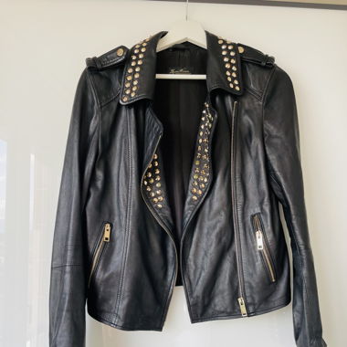 Echtlederjacke mit Nieten Zara