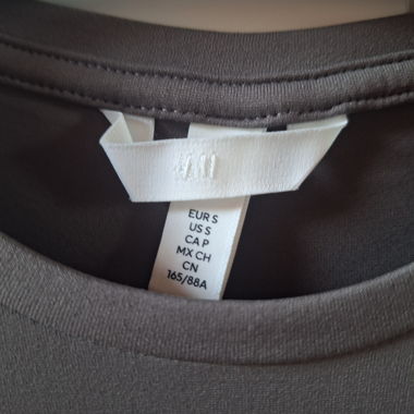 Braunes H&M T-Shirt Grösse S