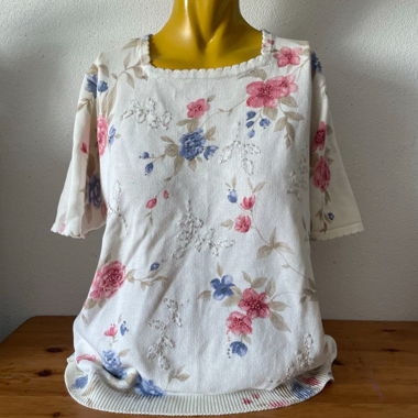 Haut fleuri Alfred Dunner