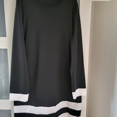 Un piccolo vestito nero