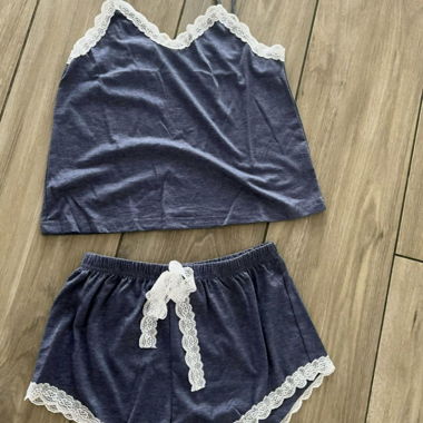 TOP AND SHORTS UNWORN SIZE S