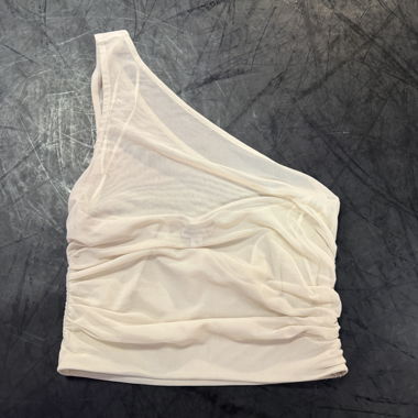 Top beige a spalla scoperta