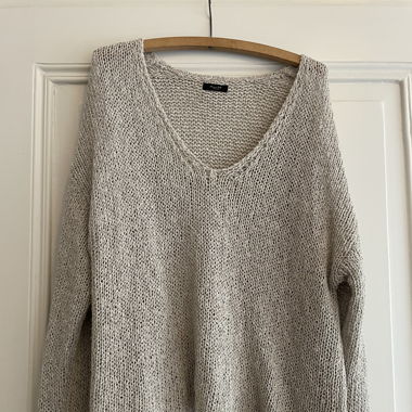 schöner strickpulli 