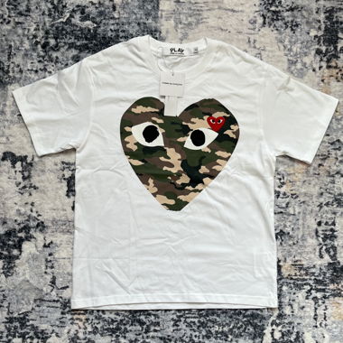 T-shirt mimetica stile CG