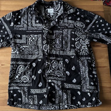 Camicia H&M maniche corte motivo bandana