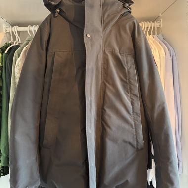 Giacca invernale Canada Goose con cappuccio, nera
