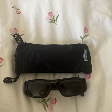 Prada Brille