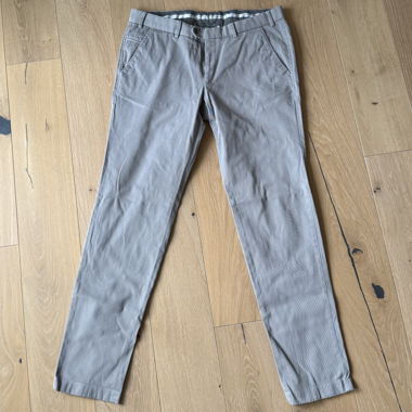 HILTL Chino