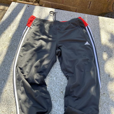 Adidas jogger 