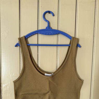 croptop gerippt