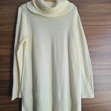 Strickkleid mit Rollkragen