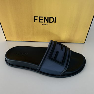 FENDI Slides Uomo, 43 nuovi