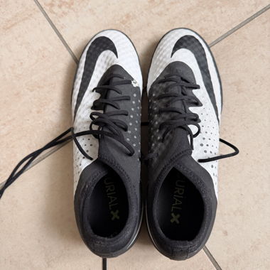 Chaussures de football Nike Mercurial