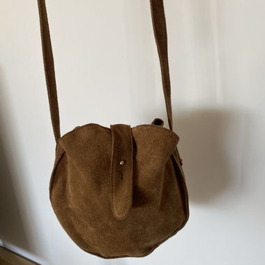 Borsa a tracolla in camoscio marrone