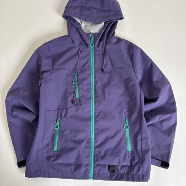 Giacca outdoor con cappuccio viola