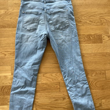 Light Skinny Jeans