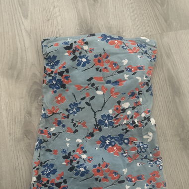 Top/ Shirt
