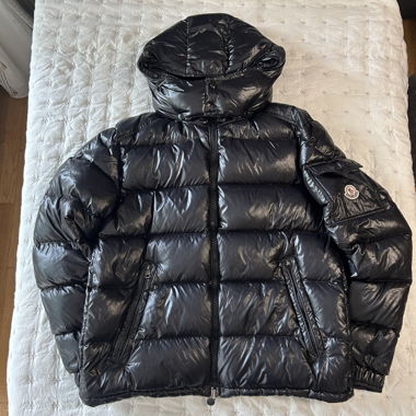 Giacca Puffer Moncler – Taglia M/L – Buone Condizioni