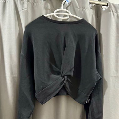 Pull crop top 