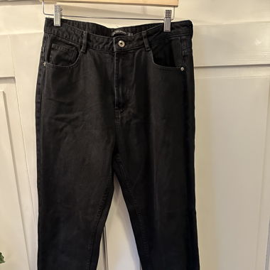 schwarze jeans