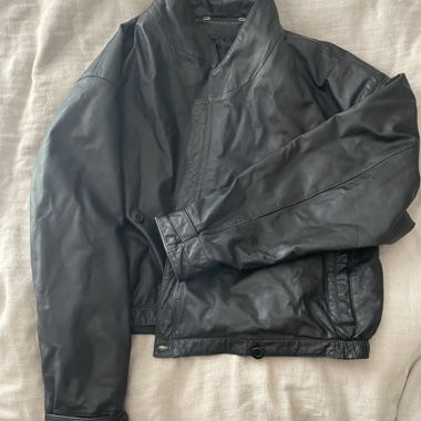 Giacca in pelle nera