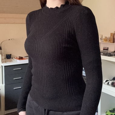 Maglione Nero in Maglia