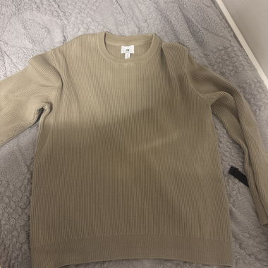 H&M S