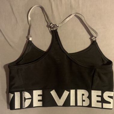 Schwarzes Sport-Bralette "Fierce Vibes"